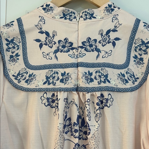 Sunday Elegant Cream and Blue Floral Dress - Picture 6 of 12